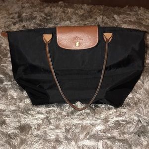 Black Medium Longchamp